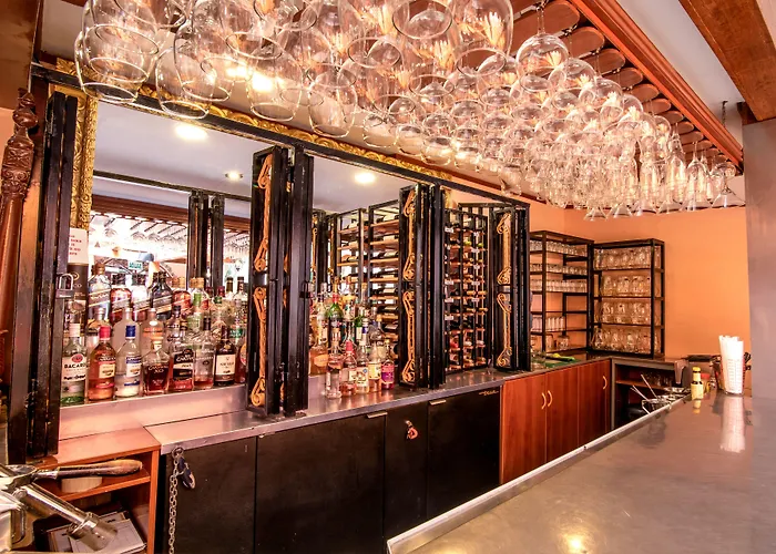 Arthouse - Royal Inka 4*